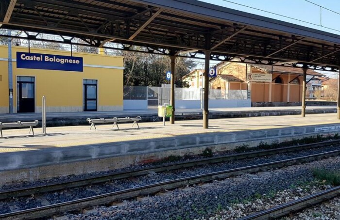 Stazione Castel Bolognese