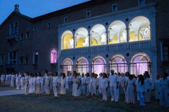 Paradiso Albe Moltitudine Loggetta