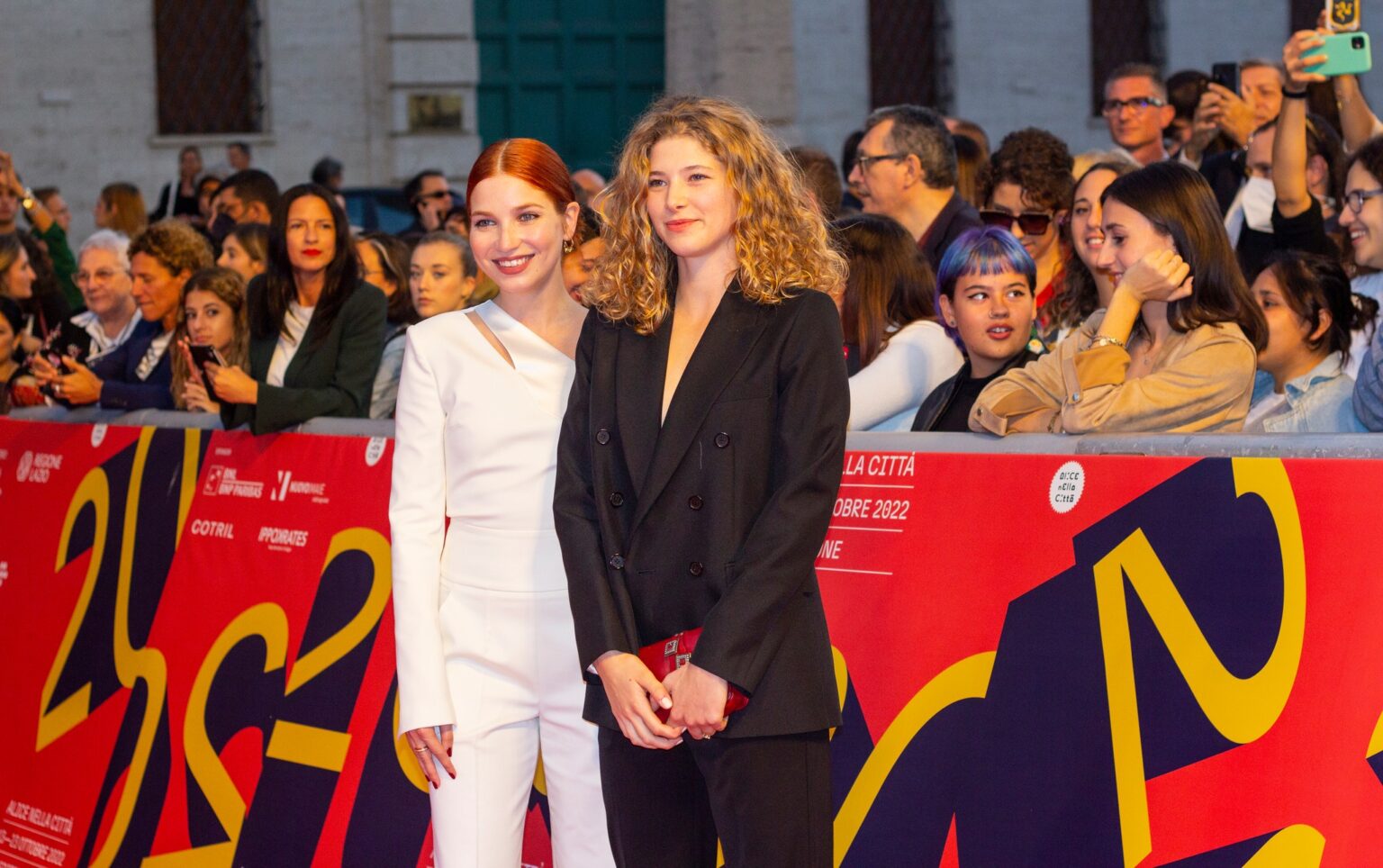 Cervia, raccolta fondi per il cinema parrocchiale. Emma Benini testimonial