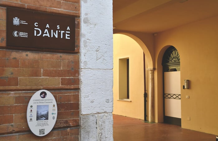 Casa Dante Ingresso