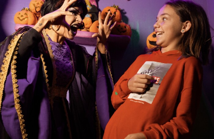 Halloween Mira