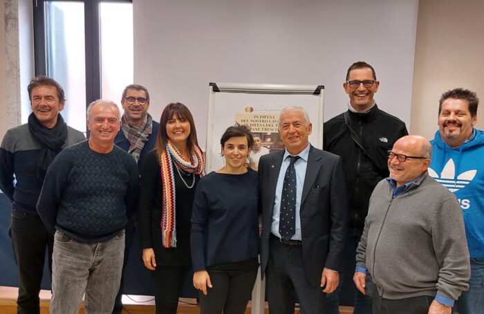 FOTO ELEZIONE CECCOLINI CON ALCUNI PANIFICTAORI RAVENNATI
