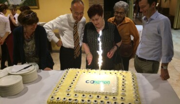 Festa 40 Anni Copura Paola Coatti Taglia La Torta (Personalizzato)