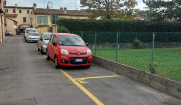 Via Del Canale Stalli Gialli 2 