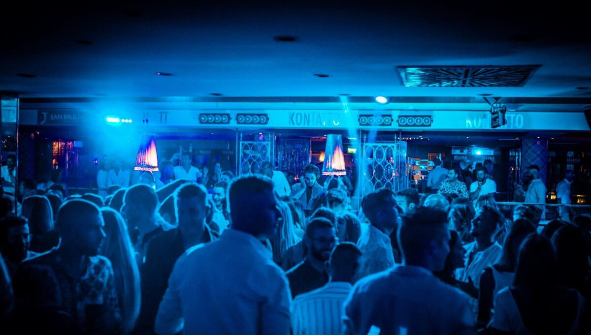 67639902 10157496541837938 1279303953833525248 N