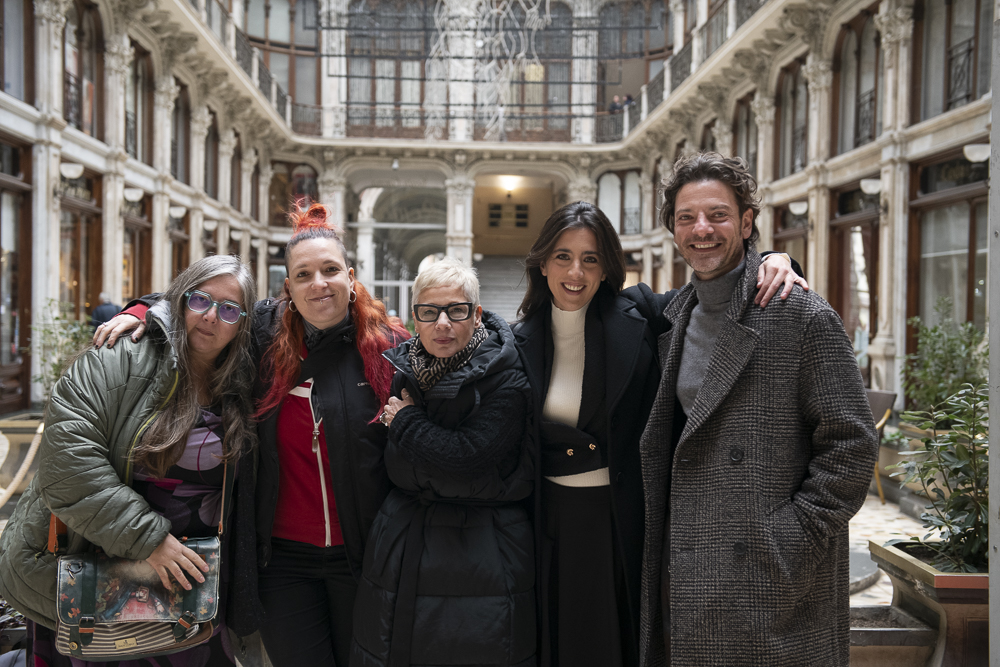 Da Sinistra Giusi Santoro Organizzatore Generale, Roberta Bononi Al Montaggio, Maria Martinelli Regista, Marina Savino E Matteo Cremon Attori Protagonisti Del Film