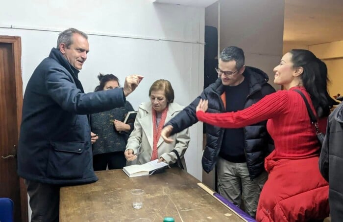 De Magistris Fuori Dal Sistema