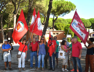 Antifascisti Protesta Cerimonia Muti