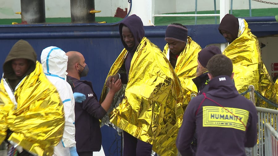 Sbarco Migranti Humanity1 2