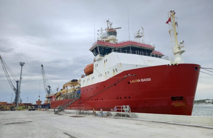 nave laura bassi