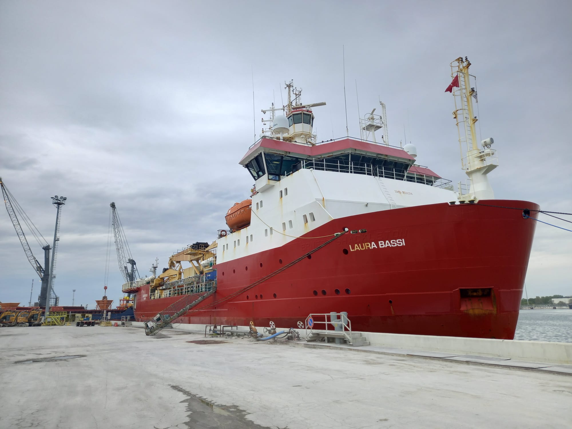 nave laura bassi