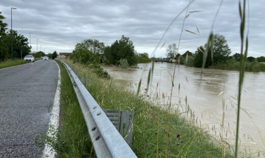 Il fiume Montone nei pressi della chiusa di San Marco alle 9 del 17 maggio