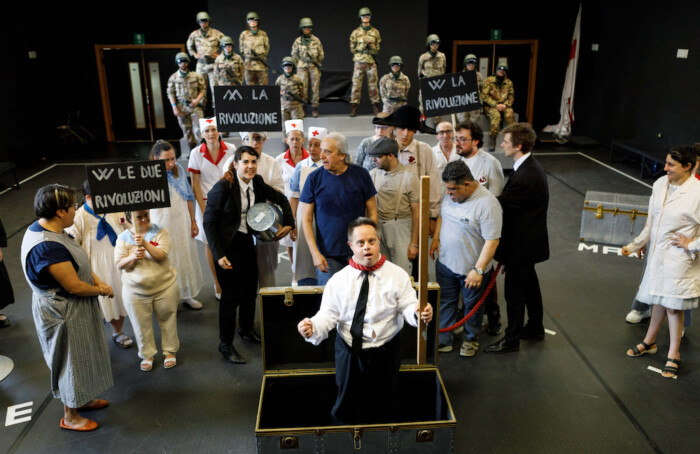Marat Sade Scena