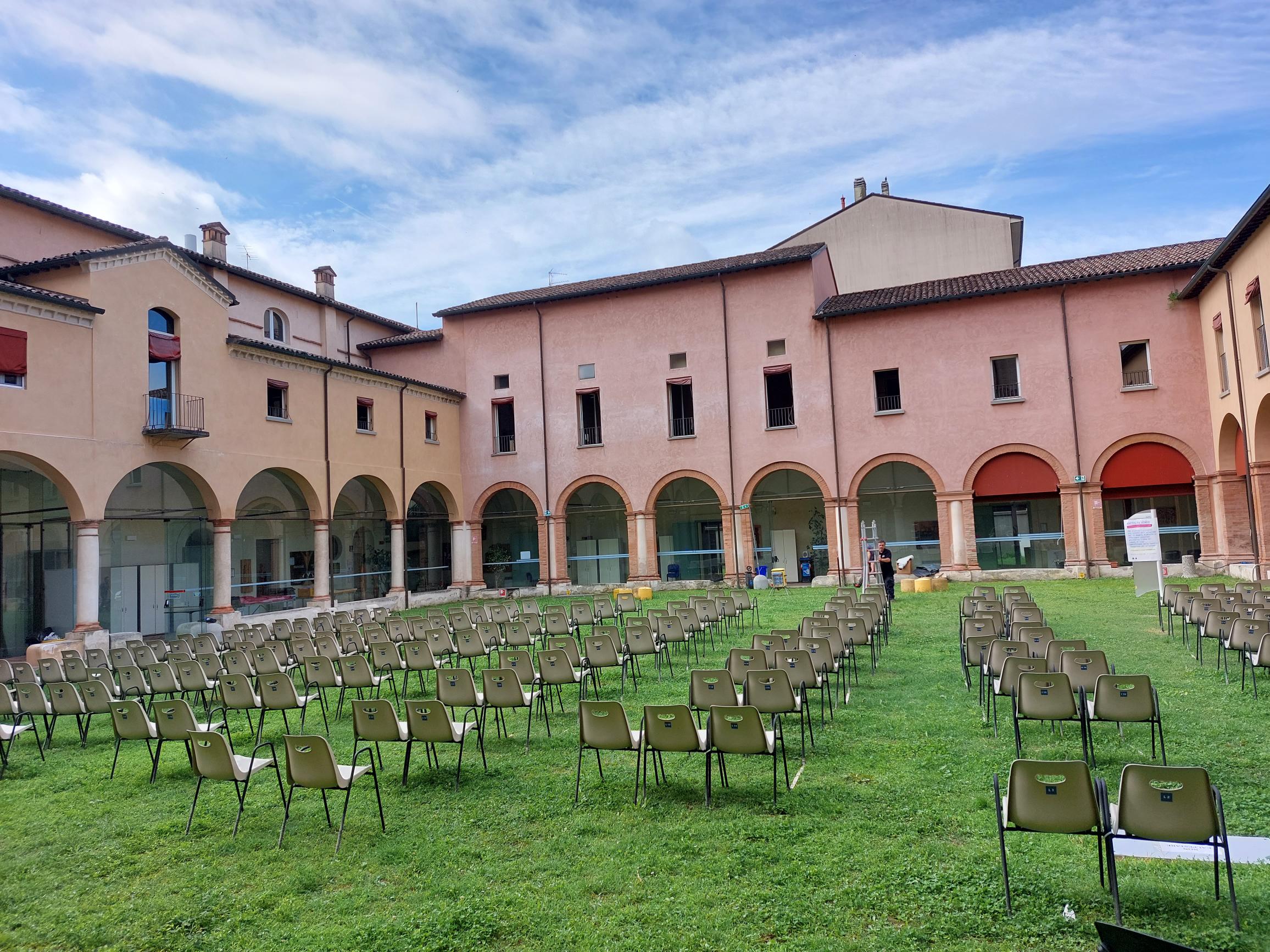 Chiostro Del Carmine