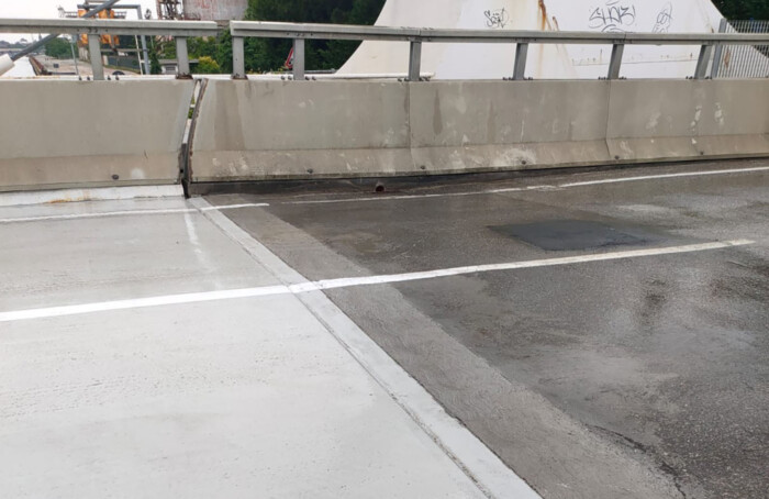 Ponte Mobile Nuovo Asfalto Incidente