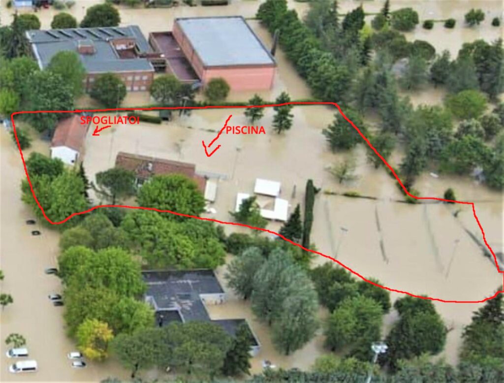 1 Piscina Dall'alto