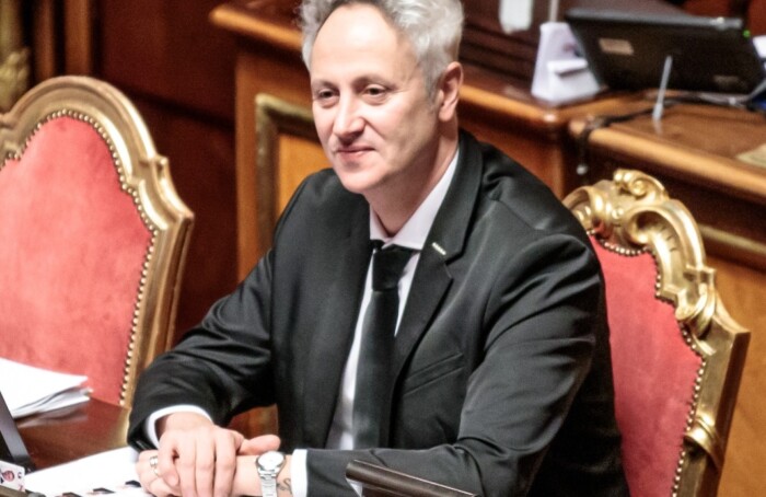 2 Foto Sen. Croatti