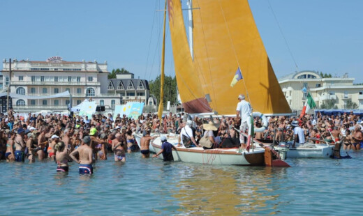 Cervia Ama Il Libro Sbarco Ferragosto