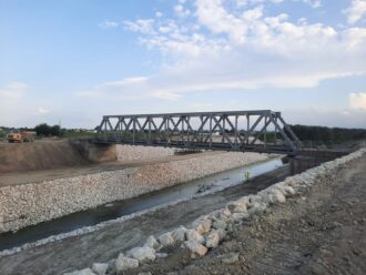 Il ponte ferroviario della linea Faenza-Lavezzola sul fiume Santerno a Sant'Agata