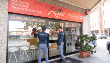 Caffe Artisti Ravenna Chiuso 3
