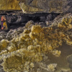 Infiorescenze Gessose Su Concrezioni Calcaree Nella Grotta Risorgente Del Rio Basino Vena Del Gesso Romagnola