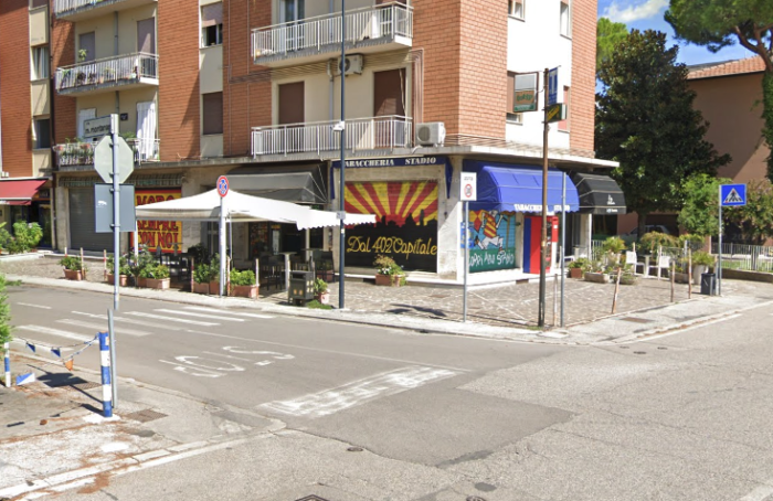Il bar ritrovo dei tifosi del Ravenna di fronte alla curva Mero