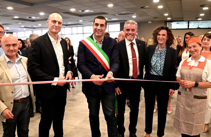 Taglio Del Nastro