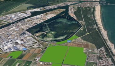 In verde l'area di cento ettari che sarà riforestata 