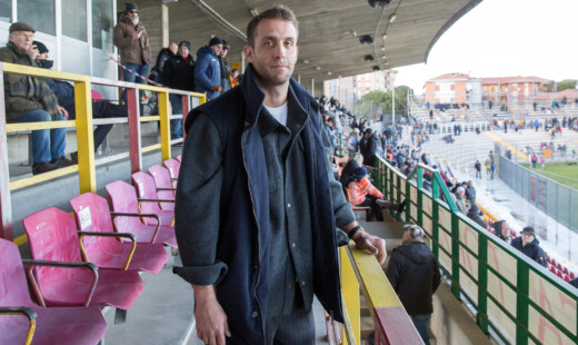 Ignazio Cipriani in tribuna allo stadio Benelli