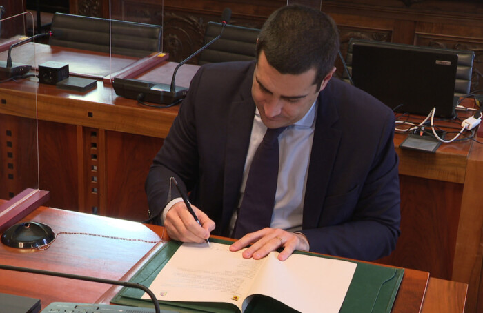 sindaco petizione eolico