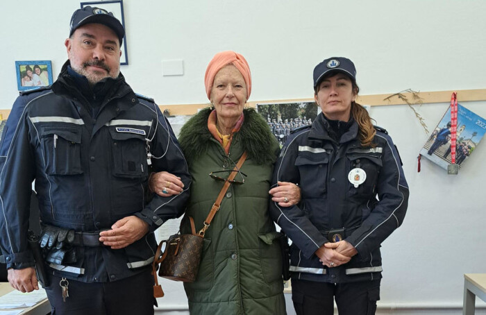 23 12 30 Portafoglio Riconsegnato