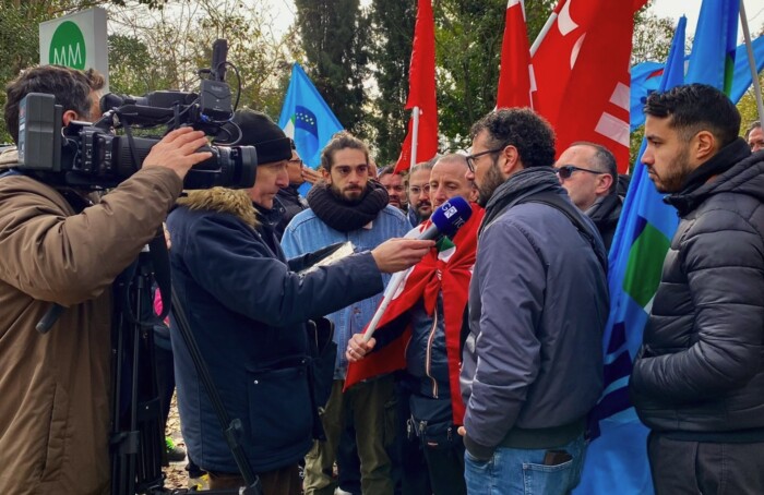 Lavoratori Farmografica Cervia Sindacati