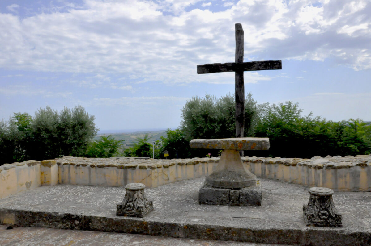 Chiesa Pace Montescudo