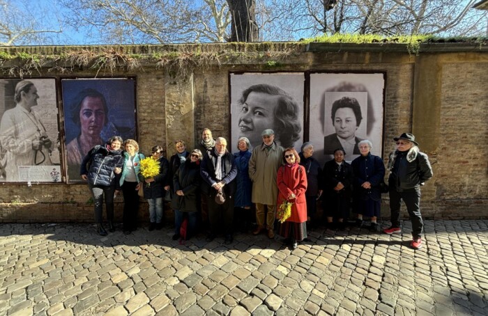 Donne Via Zirardini Ravenna