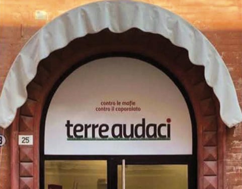 Terre Audaci Cover
