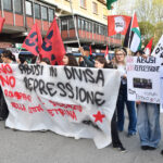 Protesta ragazzi centri sociali Potere al Popolo