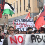 Protesta ragazzi centri sociali Potere al Popolo