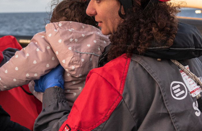 Una foto delle operazioni di soccorso della nave Life Support