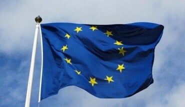 63 Bandiera Unione Europea Ue KUSD U33401300320595yhE 656x492@Corriere Web Sezioni