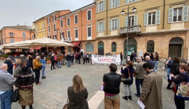 Manifestazione contro demolizione Torri Hamon 1 aprile 2024
