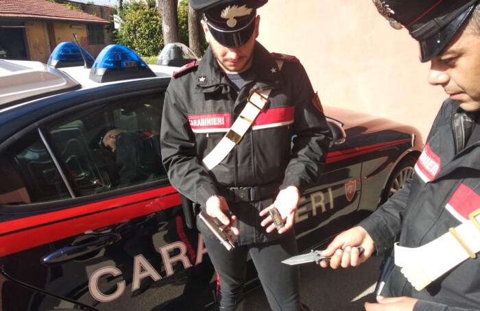 Carabinieri Lugo Arresto Pistola