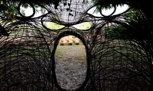 Land Art All'Arnea Delle Balle Di Paglia