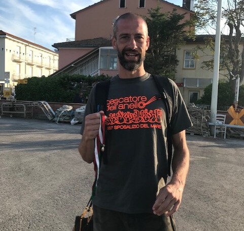 Marco Mengoni Con L'anello