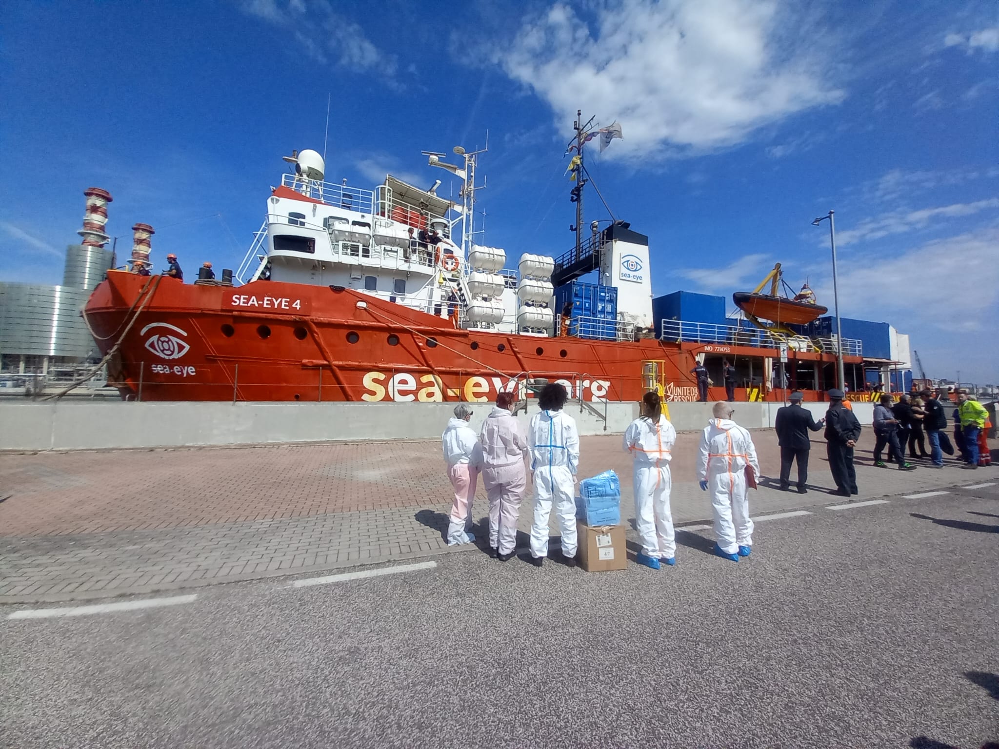 Nave Sea Eye Sbarco Migranti