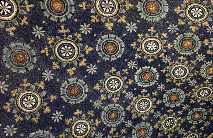 309) CUBETTI D'ORO E D'ARGENTO