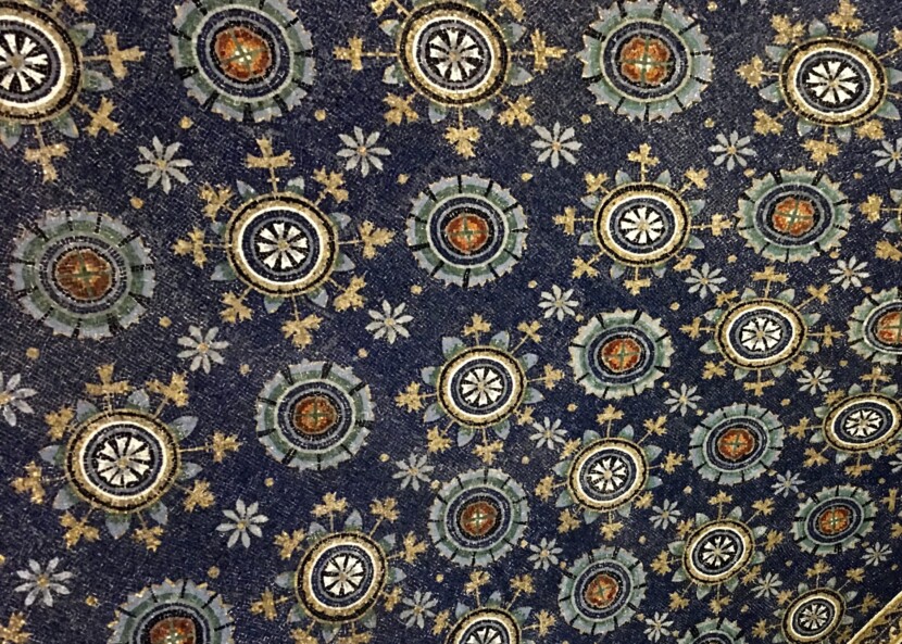 309) CUBETTI D'ORO E D'ARGENTO