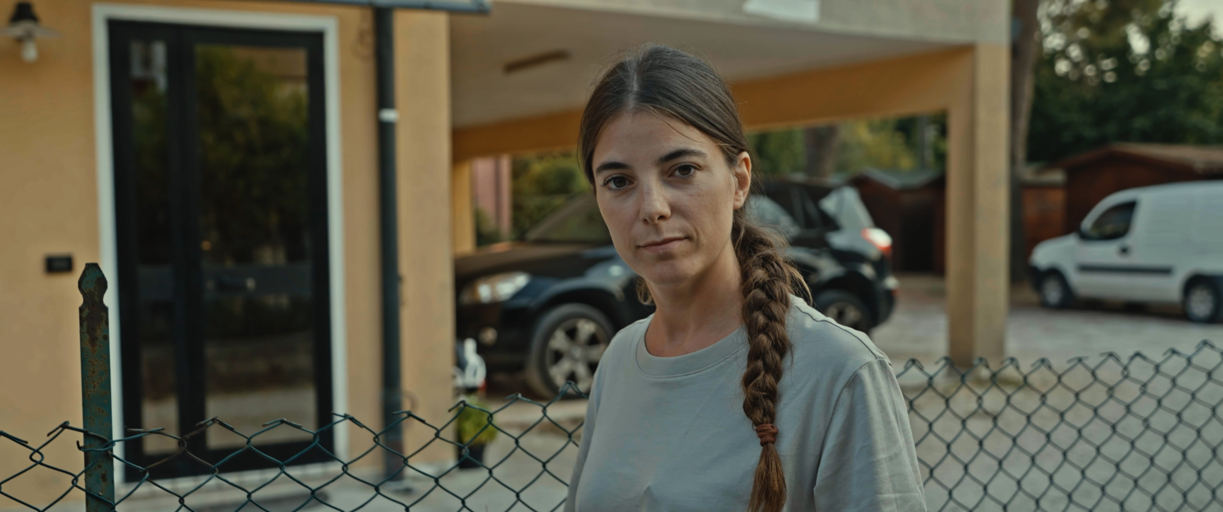 Giulia Innocenzi durante le riprese di Food for Profit