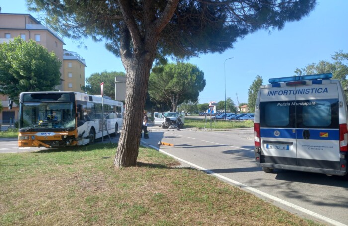 Incidente Autobus Lido Di Savio