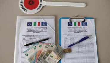 Foto Accattonaggio