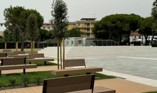 Piazza Vivaldi Lido Adriano